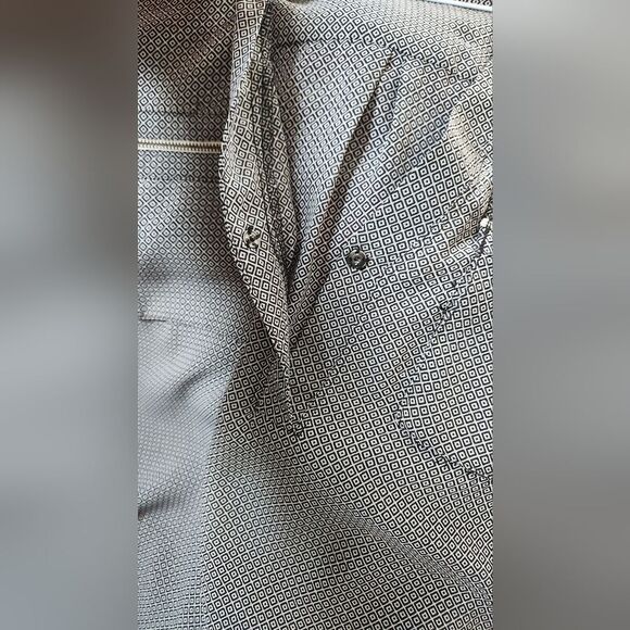 NWOT Banana Republic black and white blouse - Size Medium - Picture 3 of 9